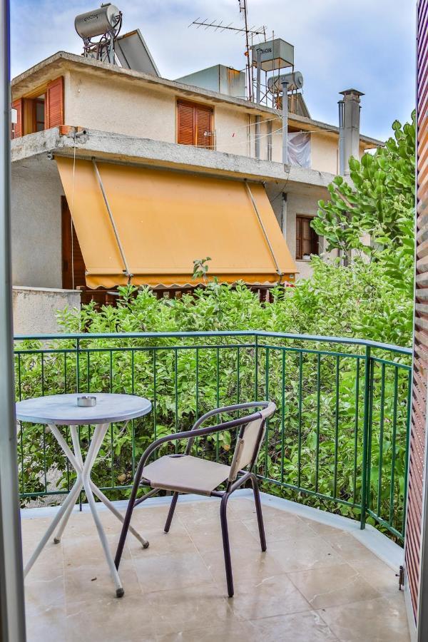 Bob'S Apartments Толо Екстер'єр фото