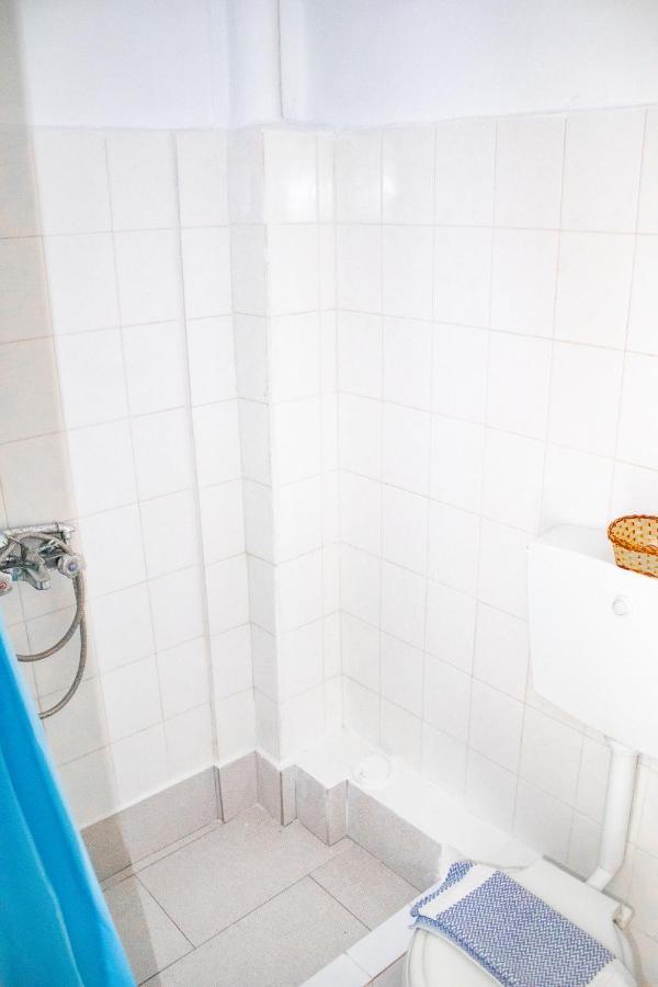 Bob'S Apartments Толо Екстер'єр фото